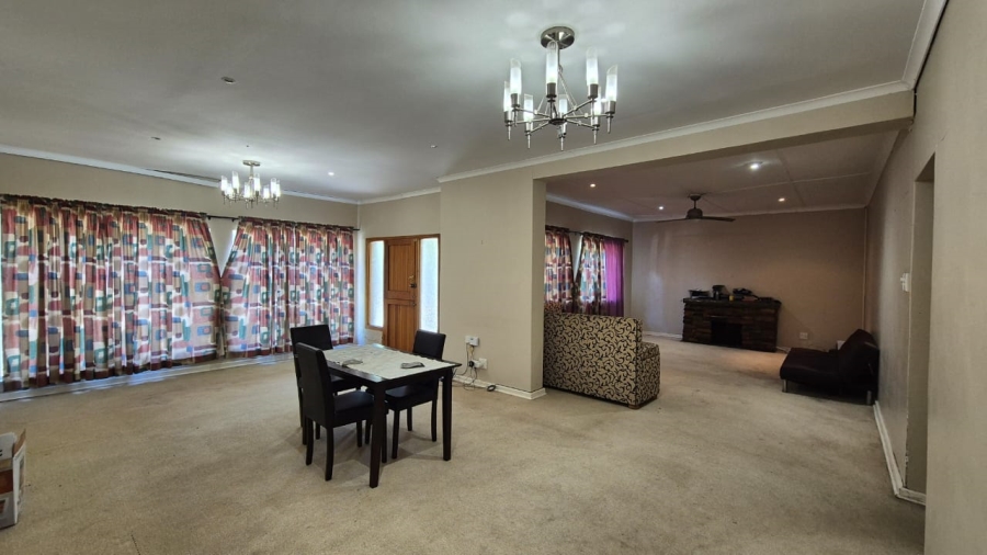 4 Bedroom Property for Sale in Bergsig Eastern Cape